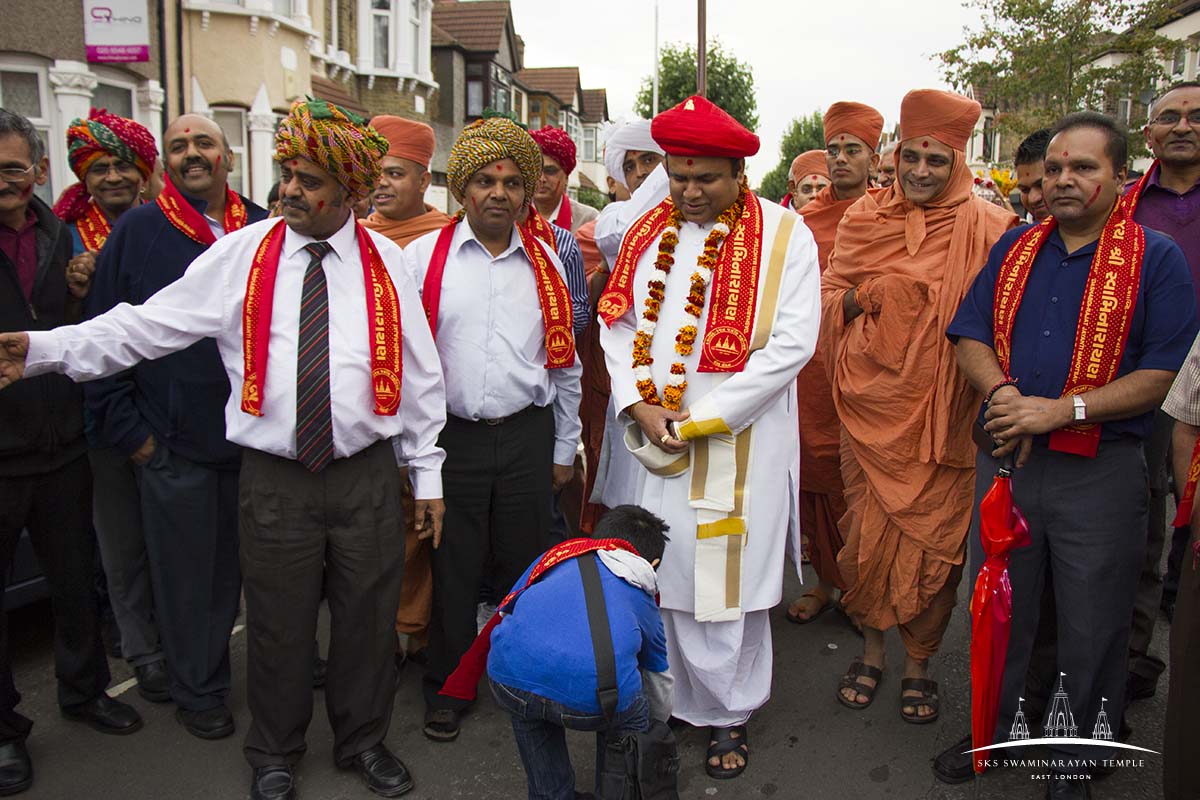 ©1987-2017 SKS Swaminarayan Temple East London